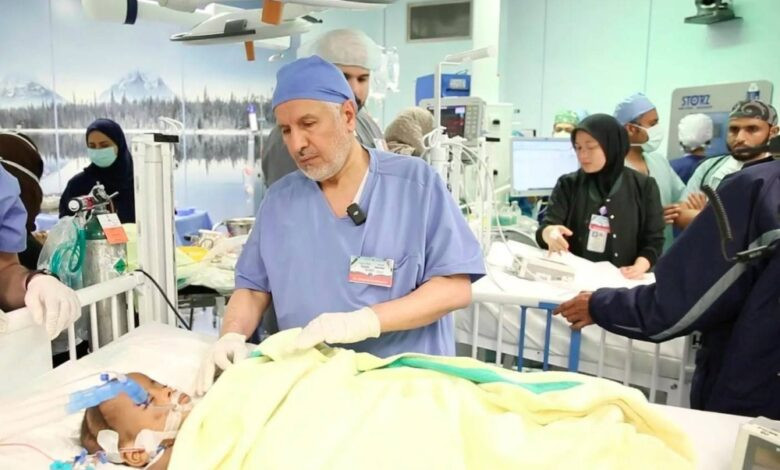 التوأم السيامي النيجيري  حسنة وحسينة