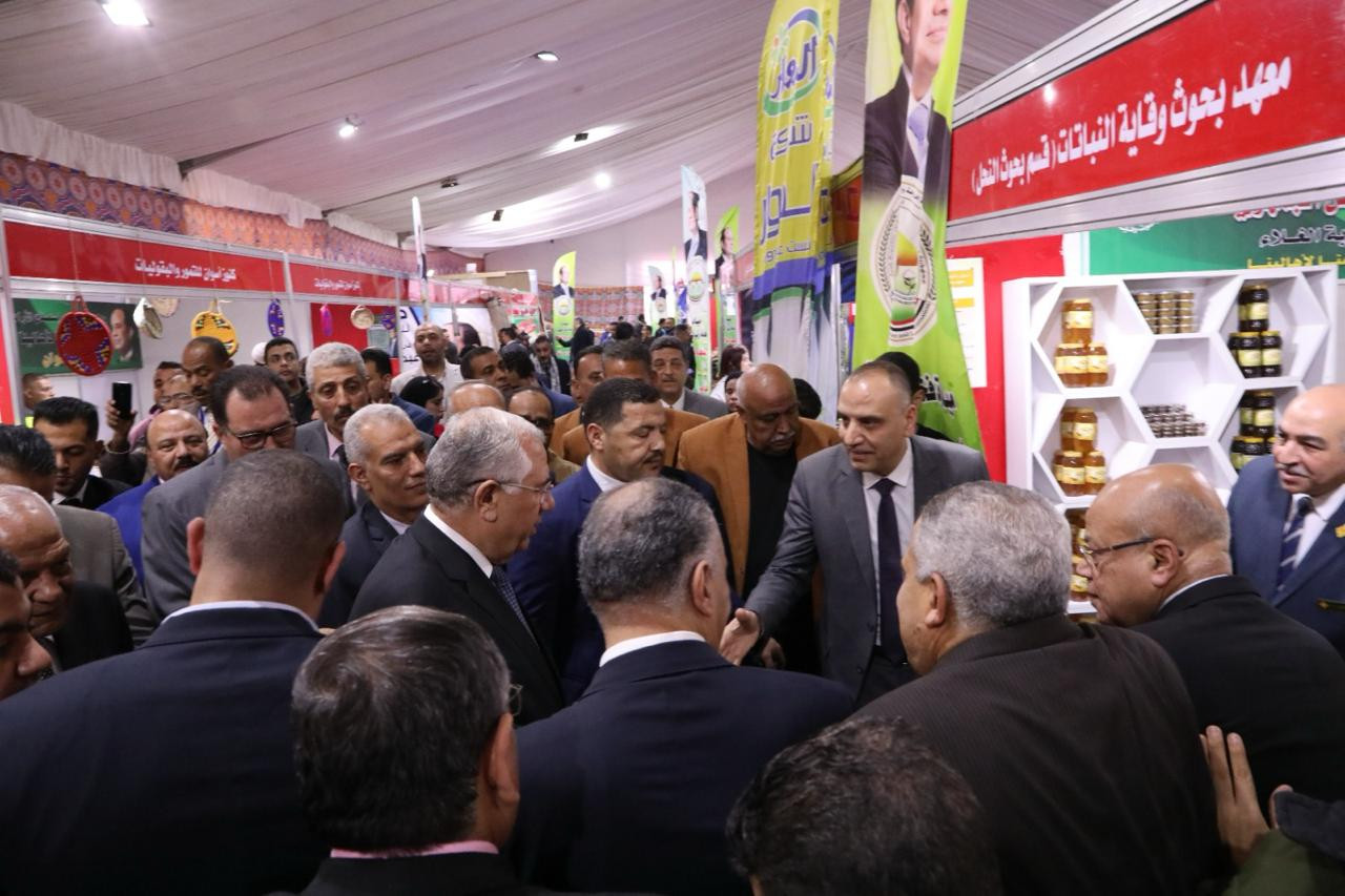 وزير الزراعة ومحافظ الجيزة