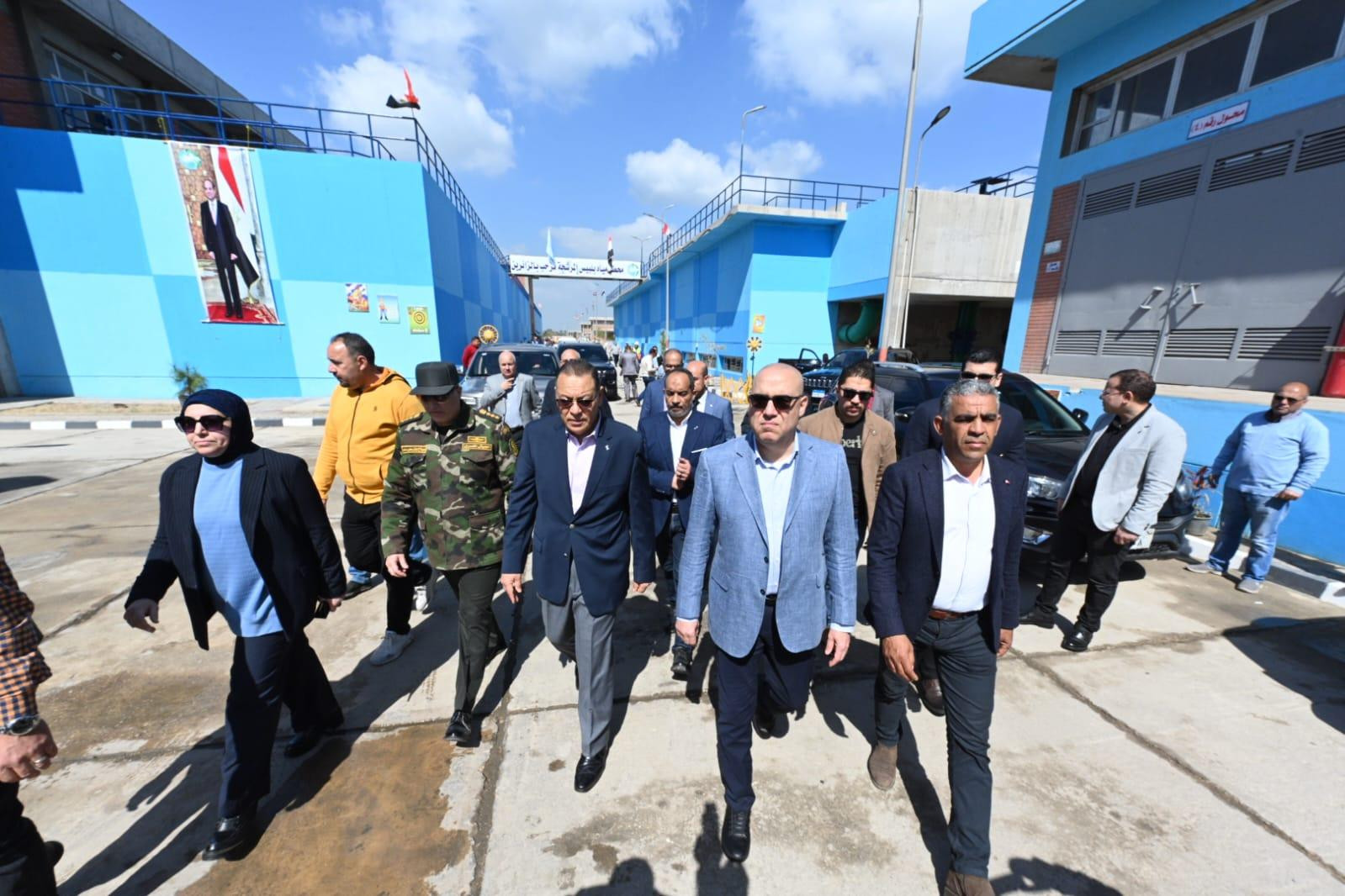 وزير الإسكان