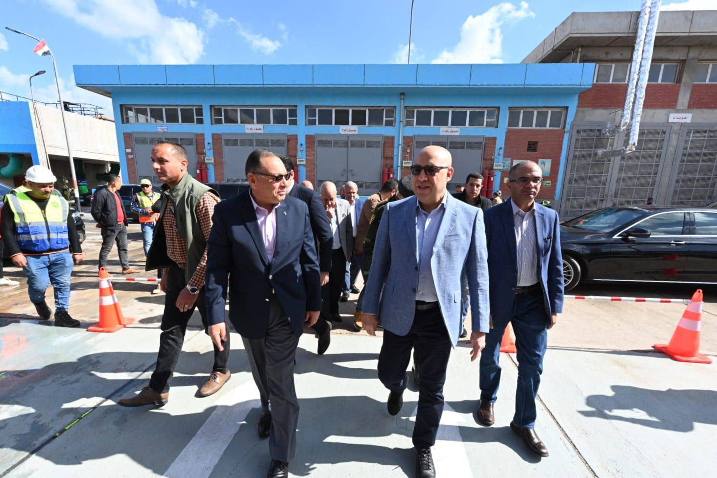 وزير الإسكان