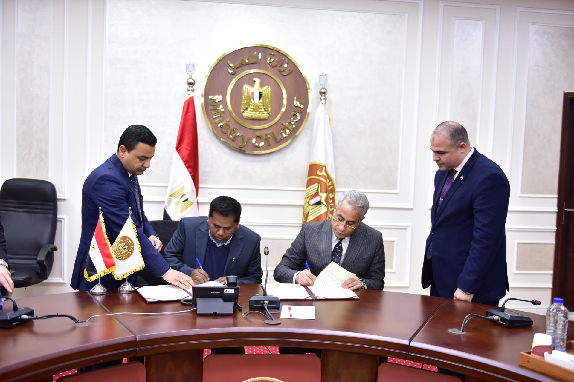 وزير العمل
