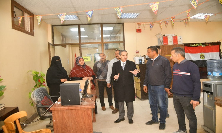 محافظ الغربية يتابع استعدادات المراكزالتكنولوجية لاستقبال طلبات التصال