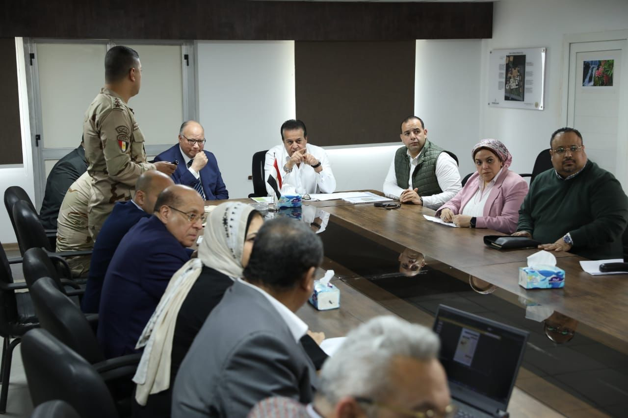 وزير الصحة ويفقد معهد ناصر