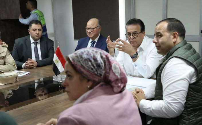 وزير الصحة ويفقد معهد ناصر