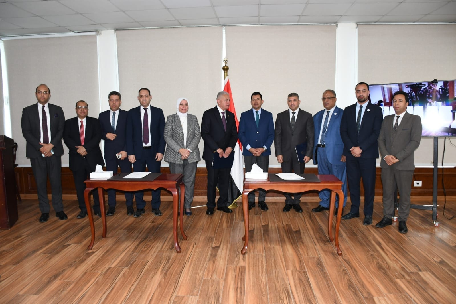 وزارة الشباب ومؤسسة البحث العلمي