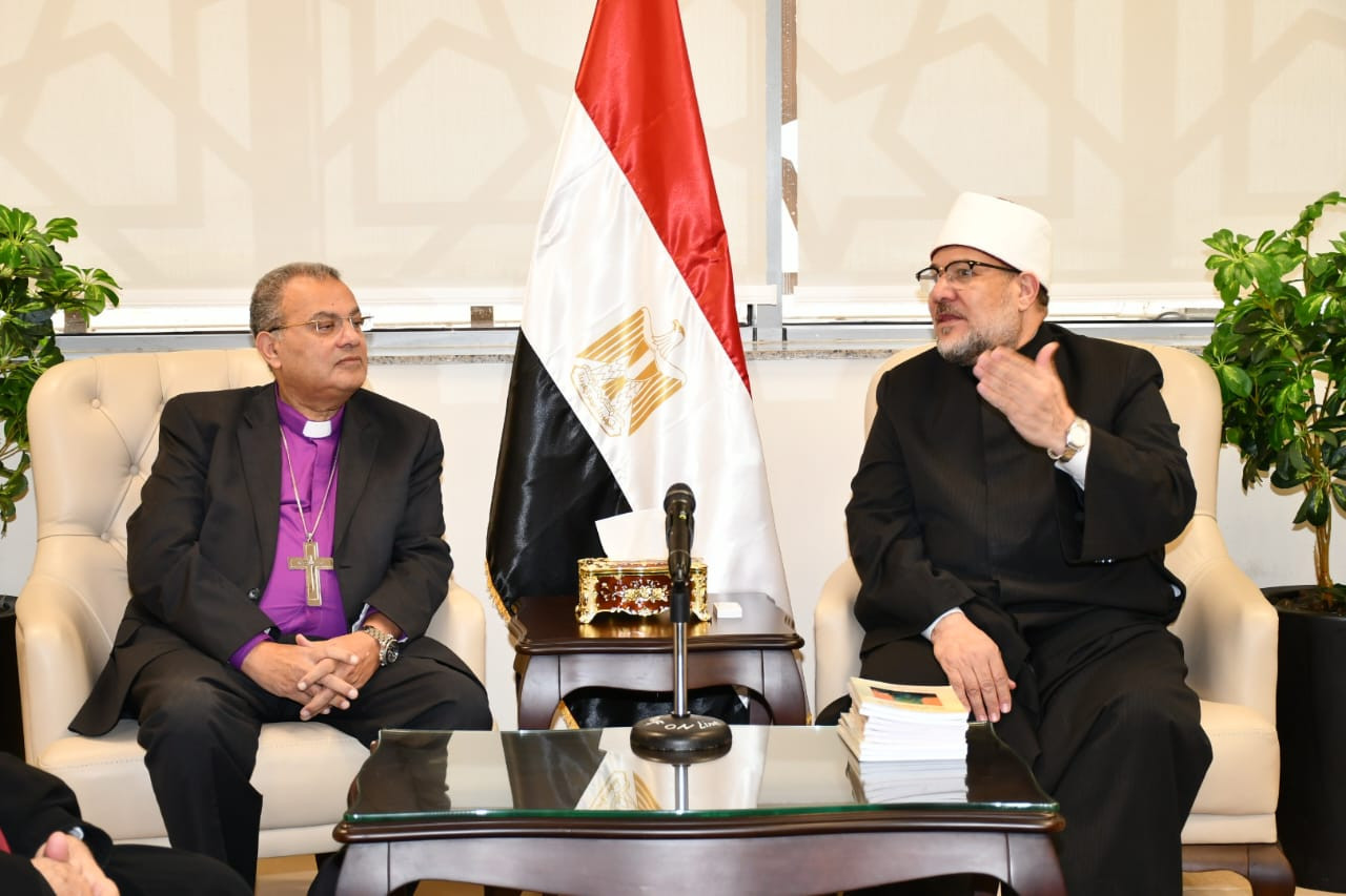 وزير الأوقاف والقس أندريه زكي