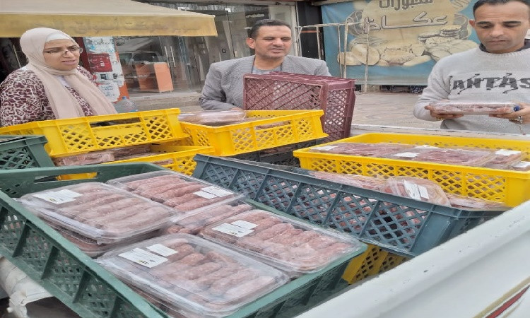 حملات على المخابز البلدية والأسواق