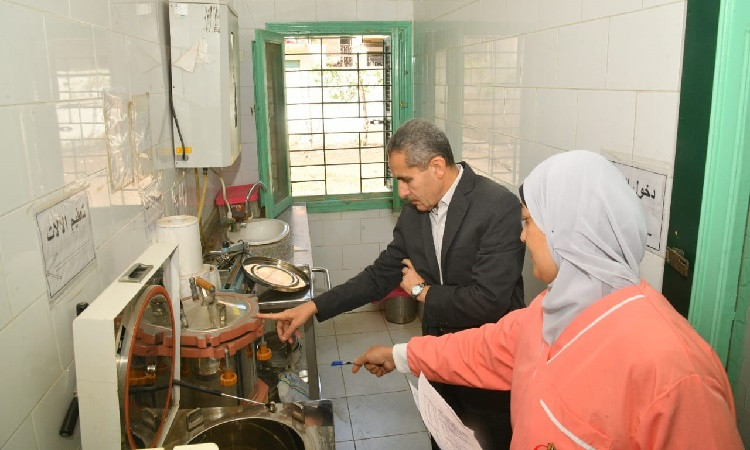 محافظ الغربية يتابع مشروعات الرصف والتطويربمركزومدينة طنطا