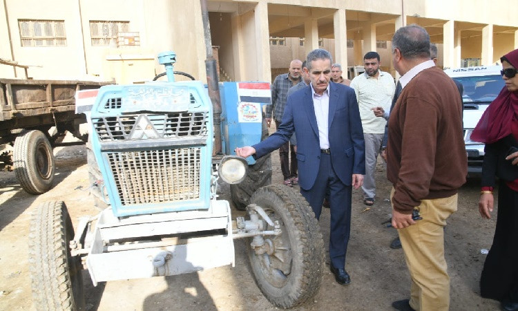 محافظ الغربية يتابع موقف المعدات بالحملة الميكانيكية بقطور