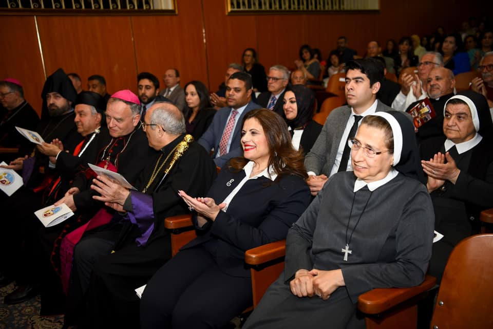 وزيرة الهجرة