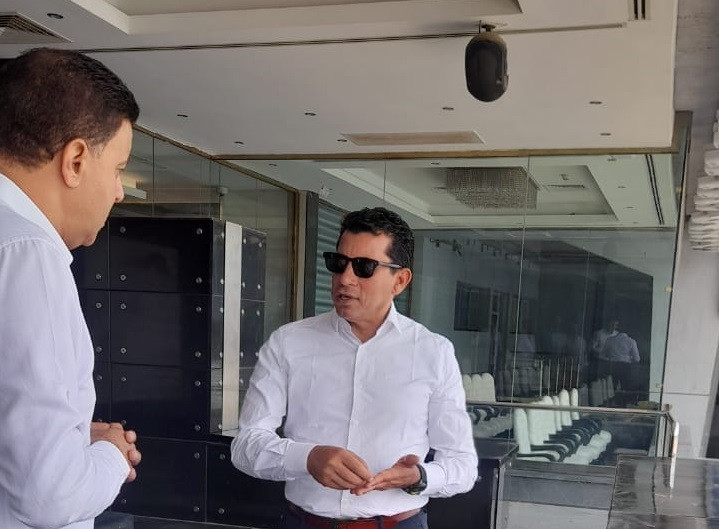 وزير الرياضة يتفقد الاستعدادات النهائية قبل انطلاق مباراة الأهلي