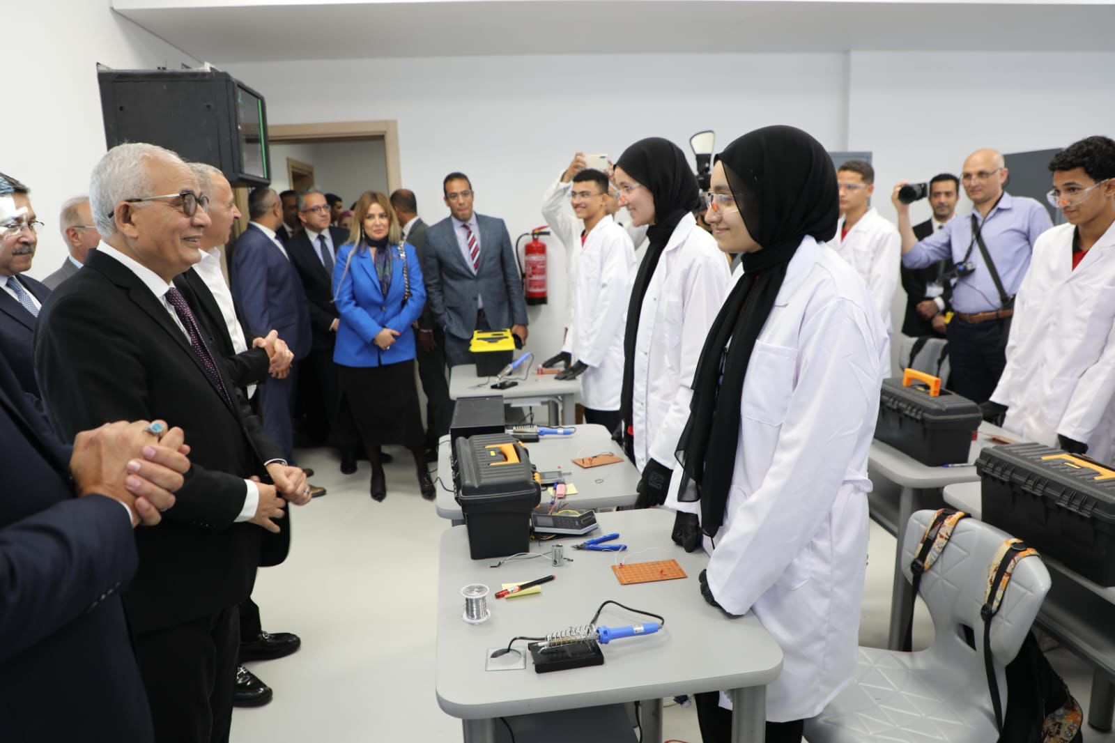 افتتاح أكاديمية السويدي