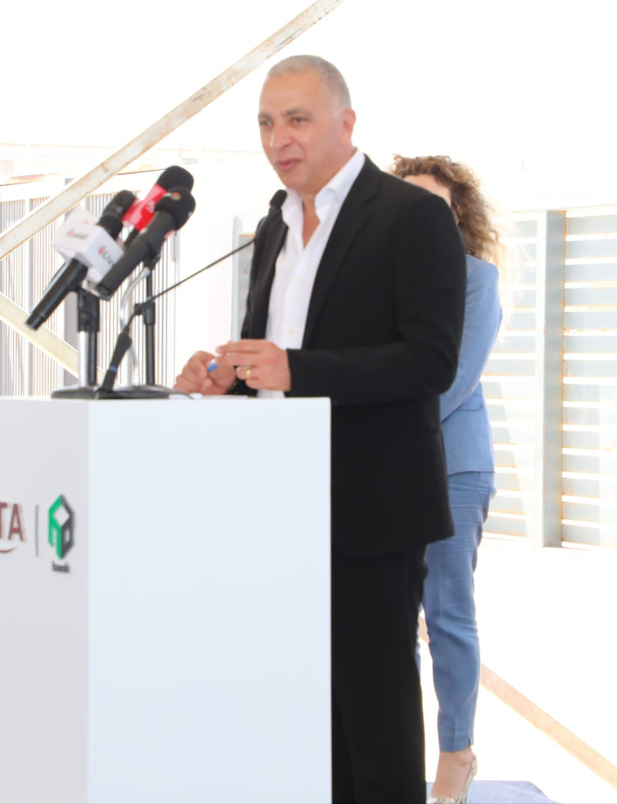 افتتاح أكاديمية السويدي