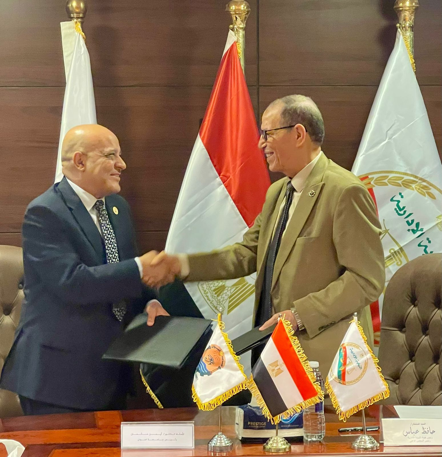 رئيس النيابة الإدارية ورئيس جامعة أسوان