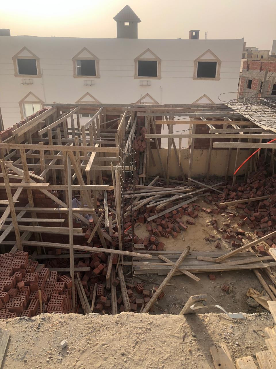 إزالة مخالفات بناء