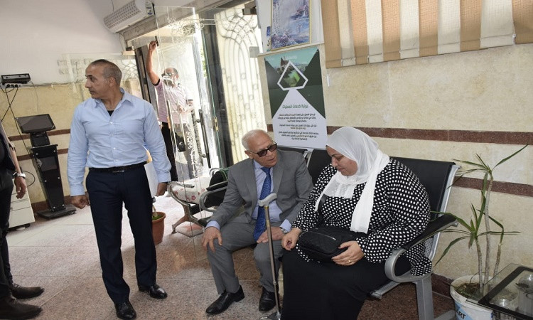 المحافظ يتفقد المركزالتكنولوجي لمدينة بورفؤاد ويلتقي عددًا من المواطني