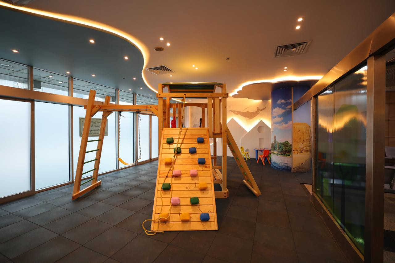 مطار القاهرة الدولى