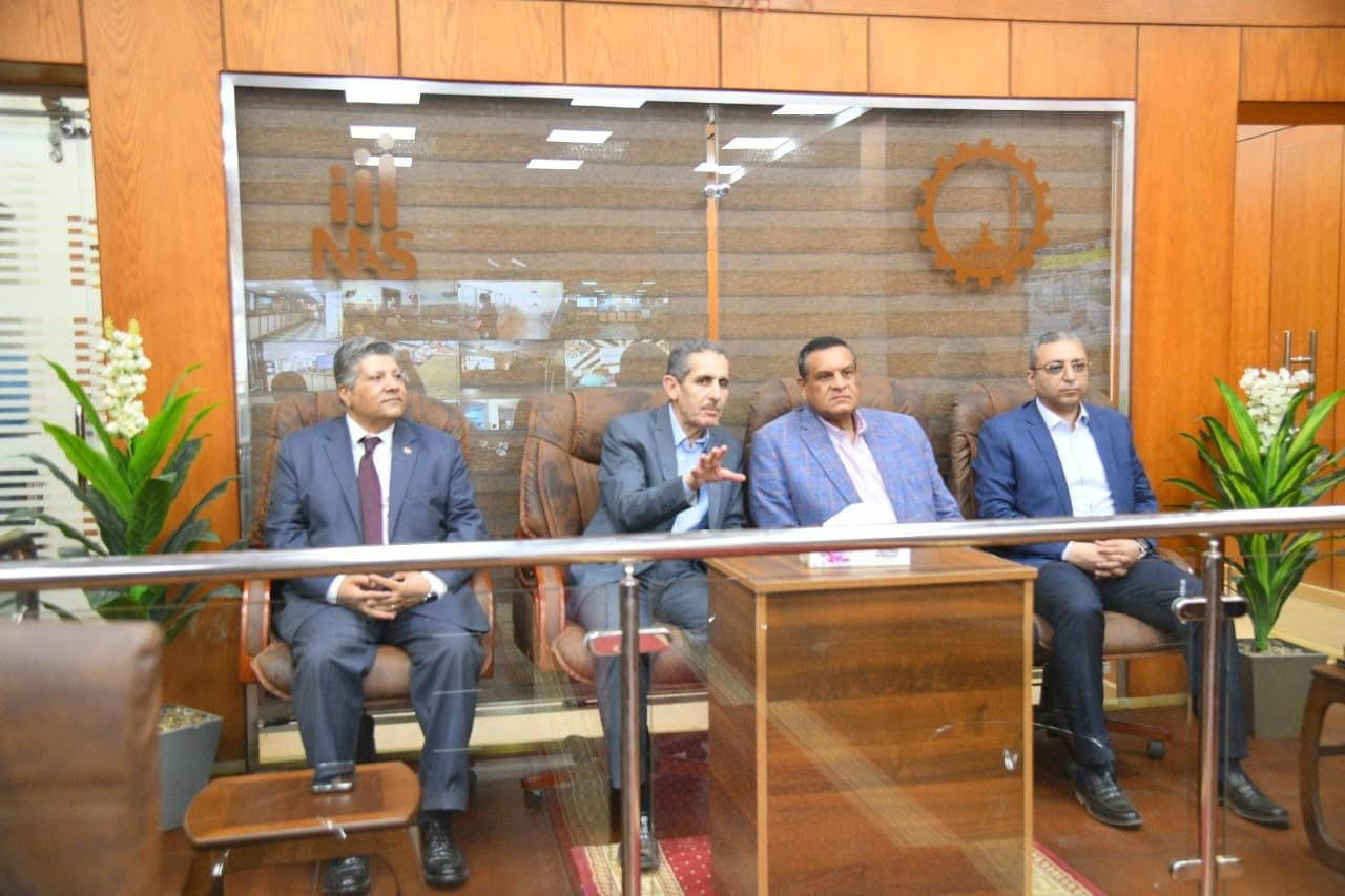 وزير التنمية المحلية