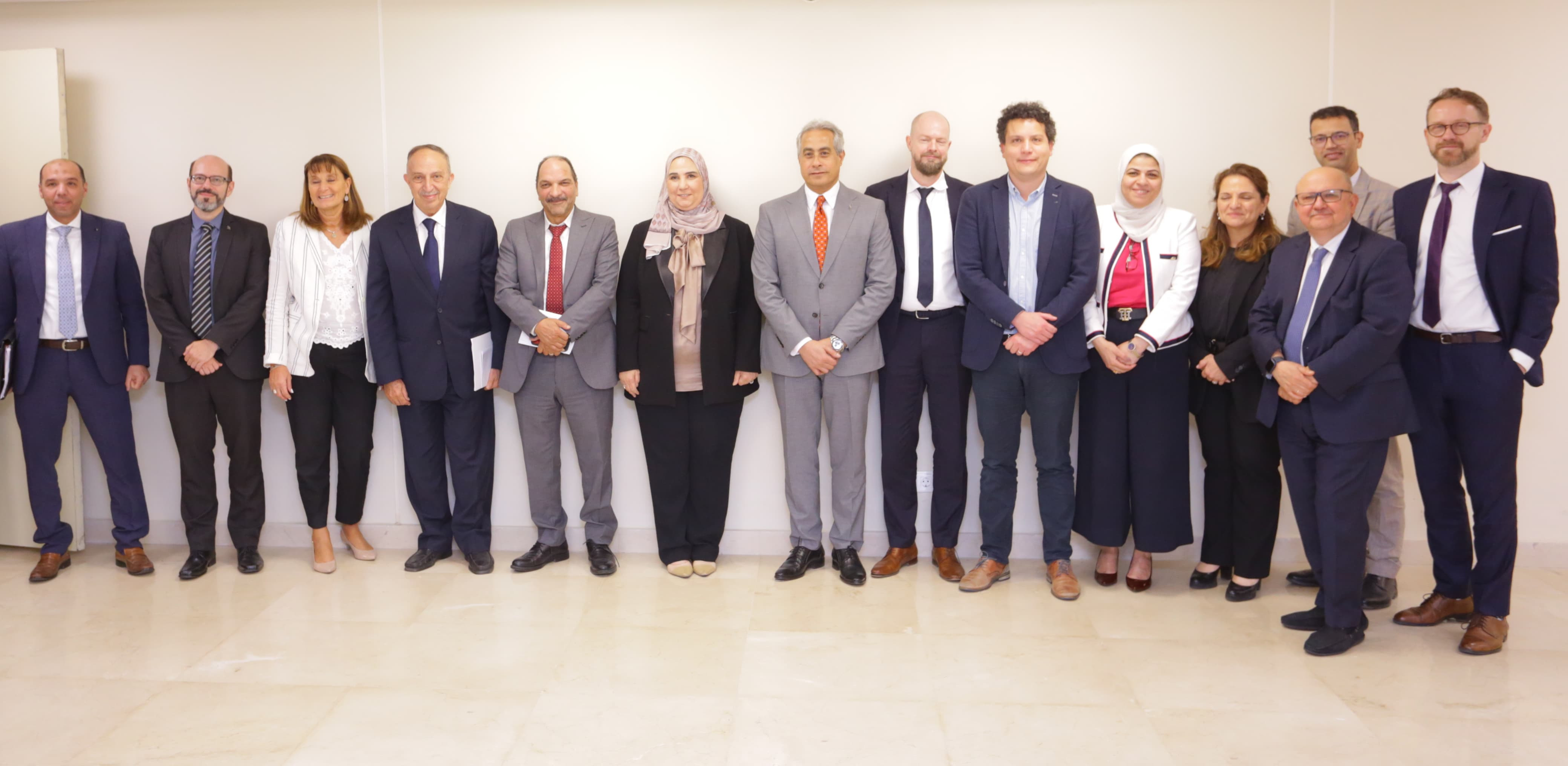 وزراء التضامن والصحة والعمل