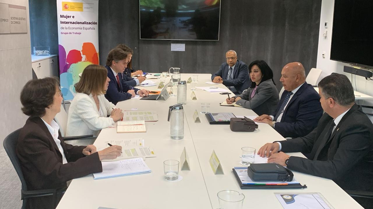 وزير النقل ونظيره الإسباني