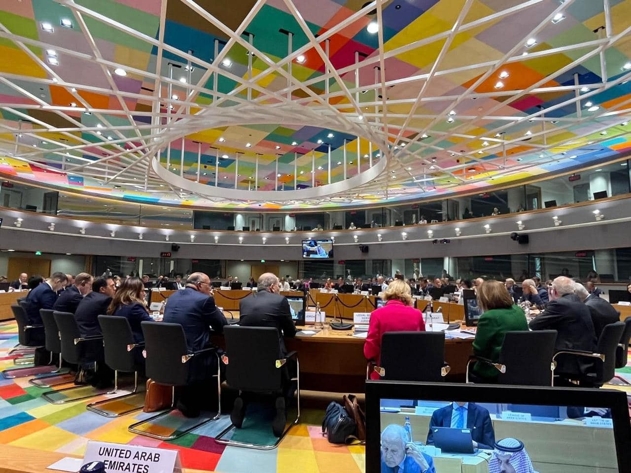 وزير الخارجية