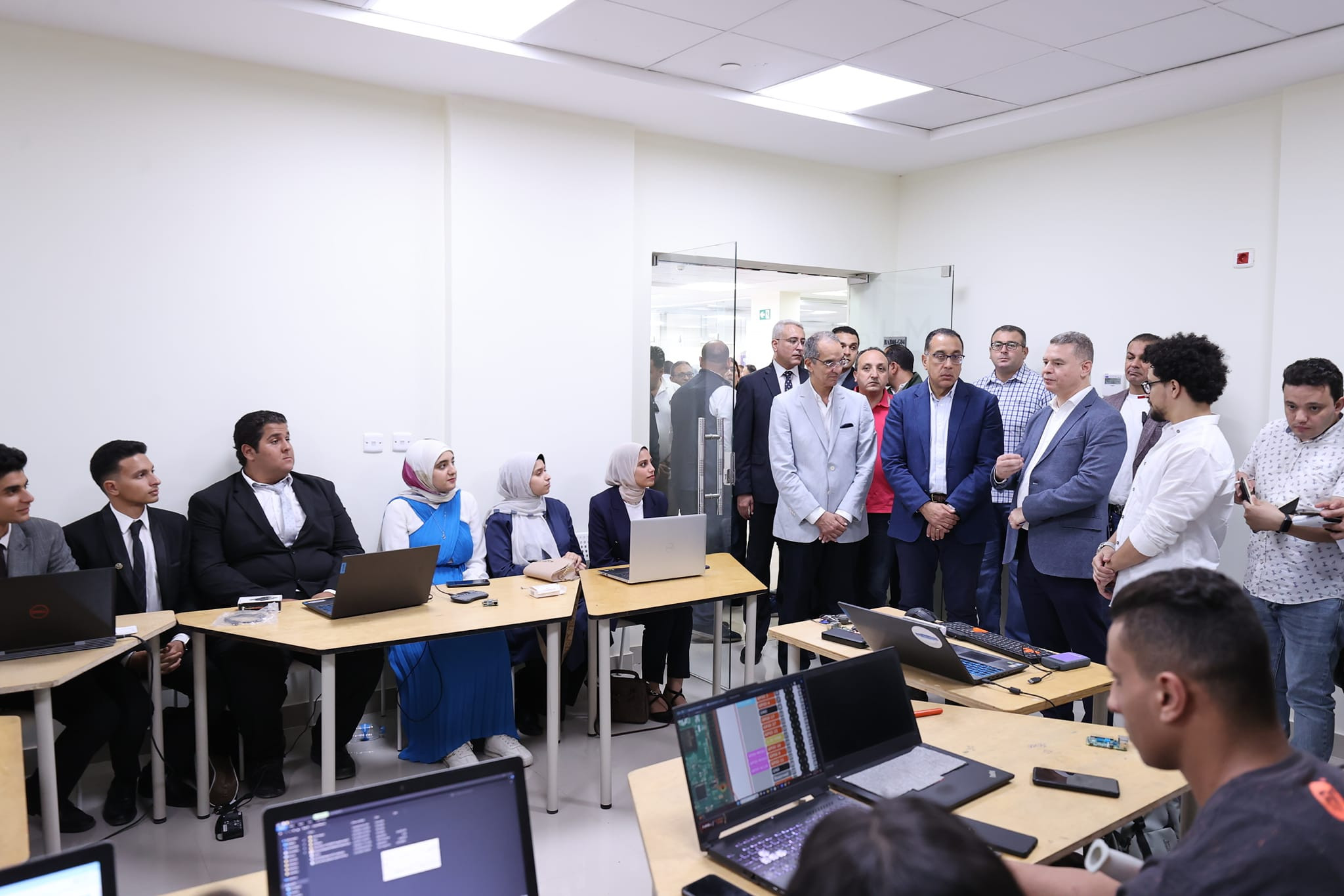 مجمع إبداع الإلكترونيات