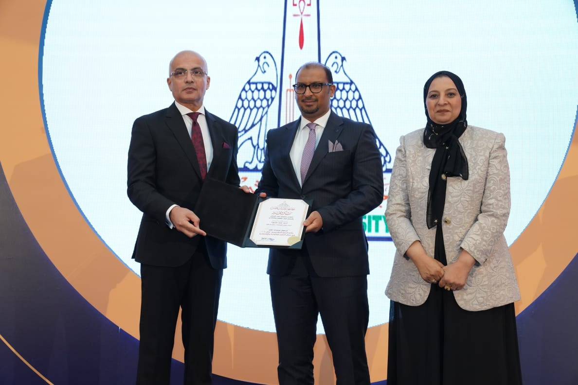 جامعة عين شمس