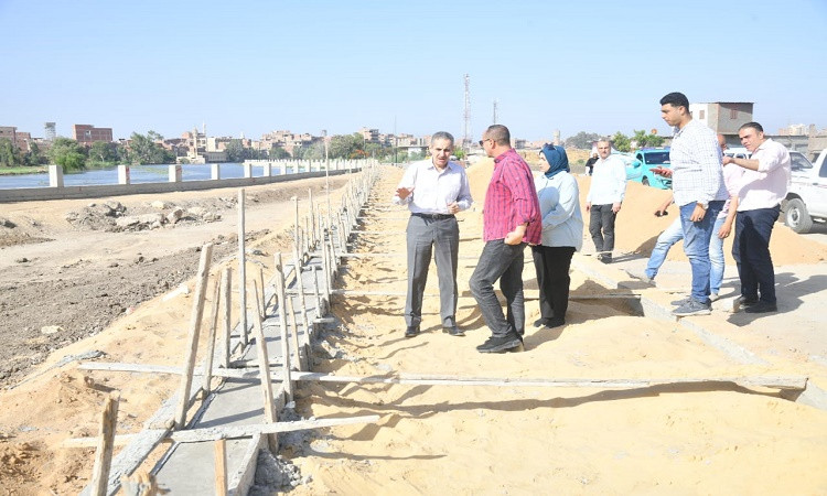محافظ الغربية يتابع استمرارالأعمال بكورنيش المحلة الجديد