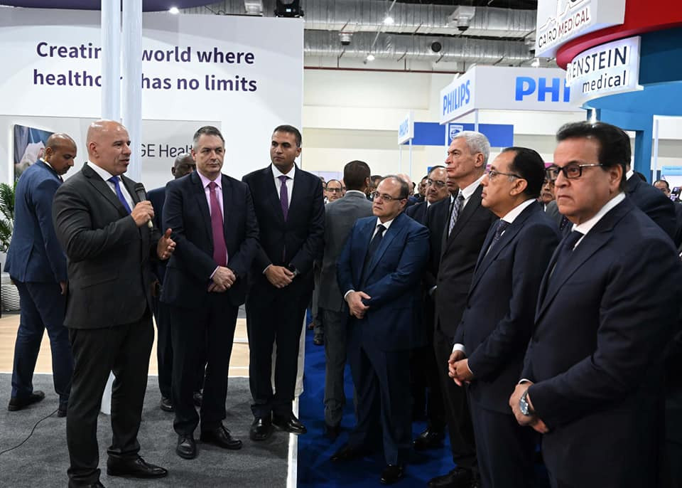 رئيس الوزراءفي الطبي الأفريقي