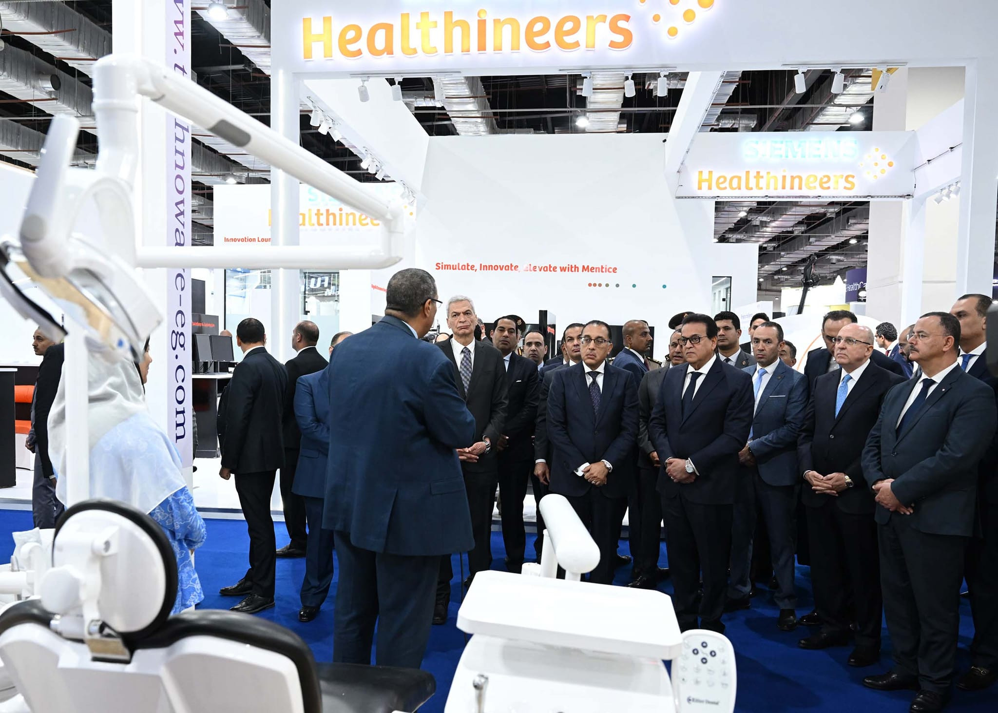 رئيس الوزراءفي الطبي الأفريقي