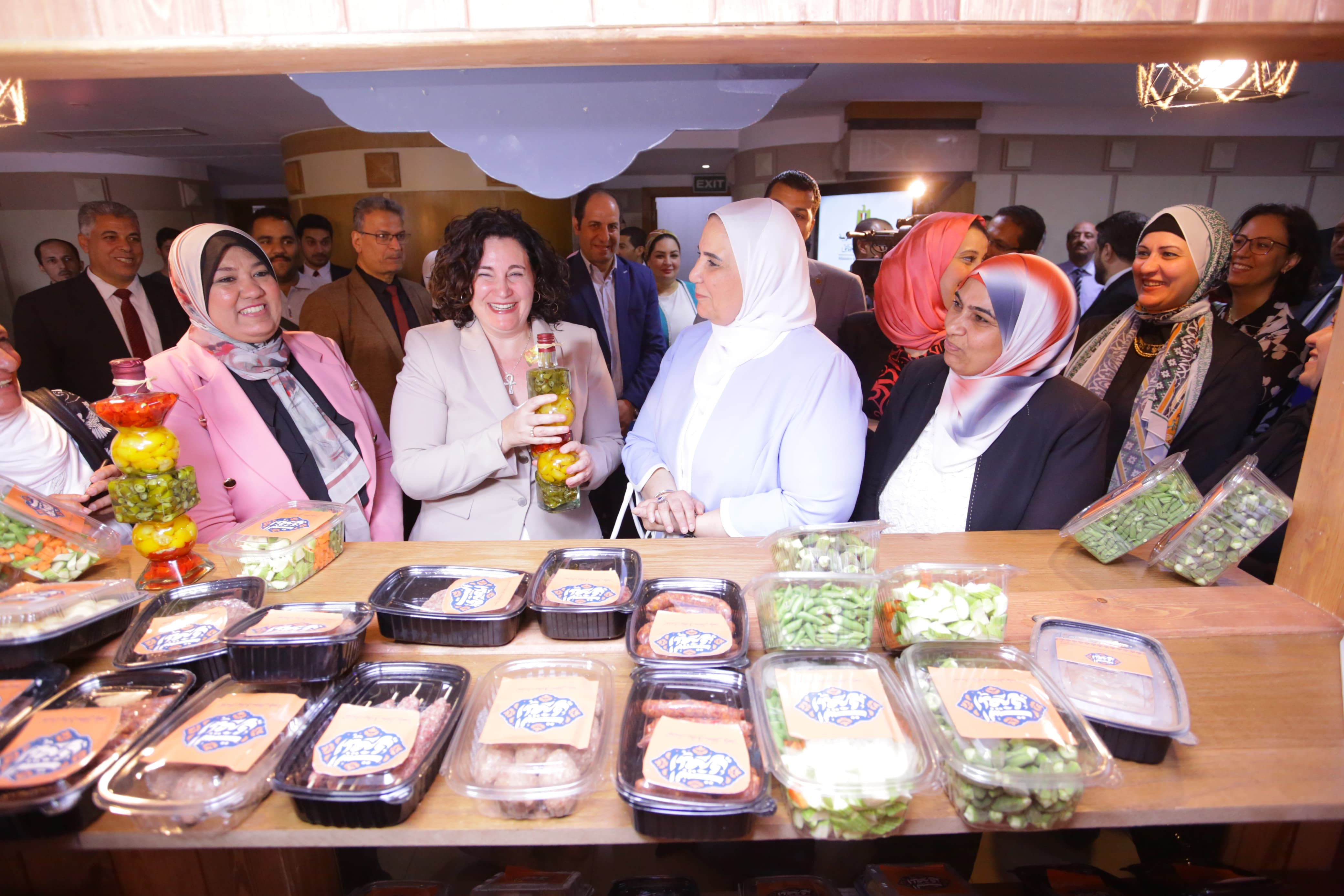 نيفين القباج