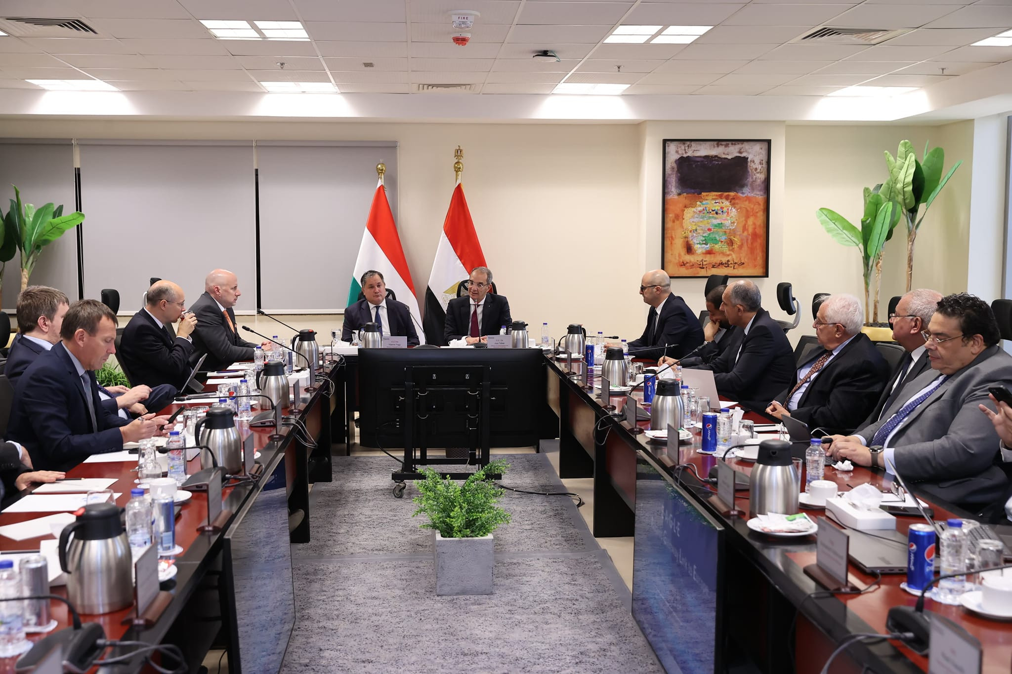 وزير الاتصالات