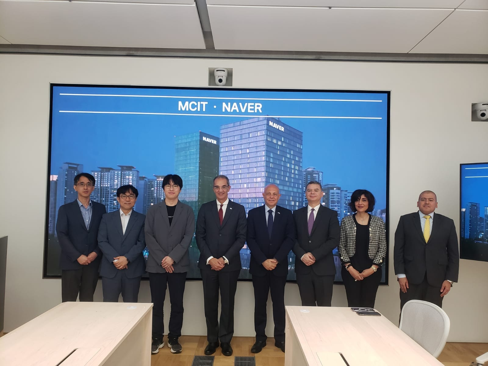 وزير الاتصالات