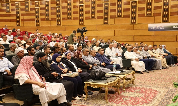 المنيا تنظم فعالية توزيع حوافز سندات الكربون للمزارعين