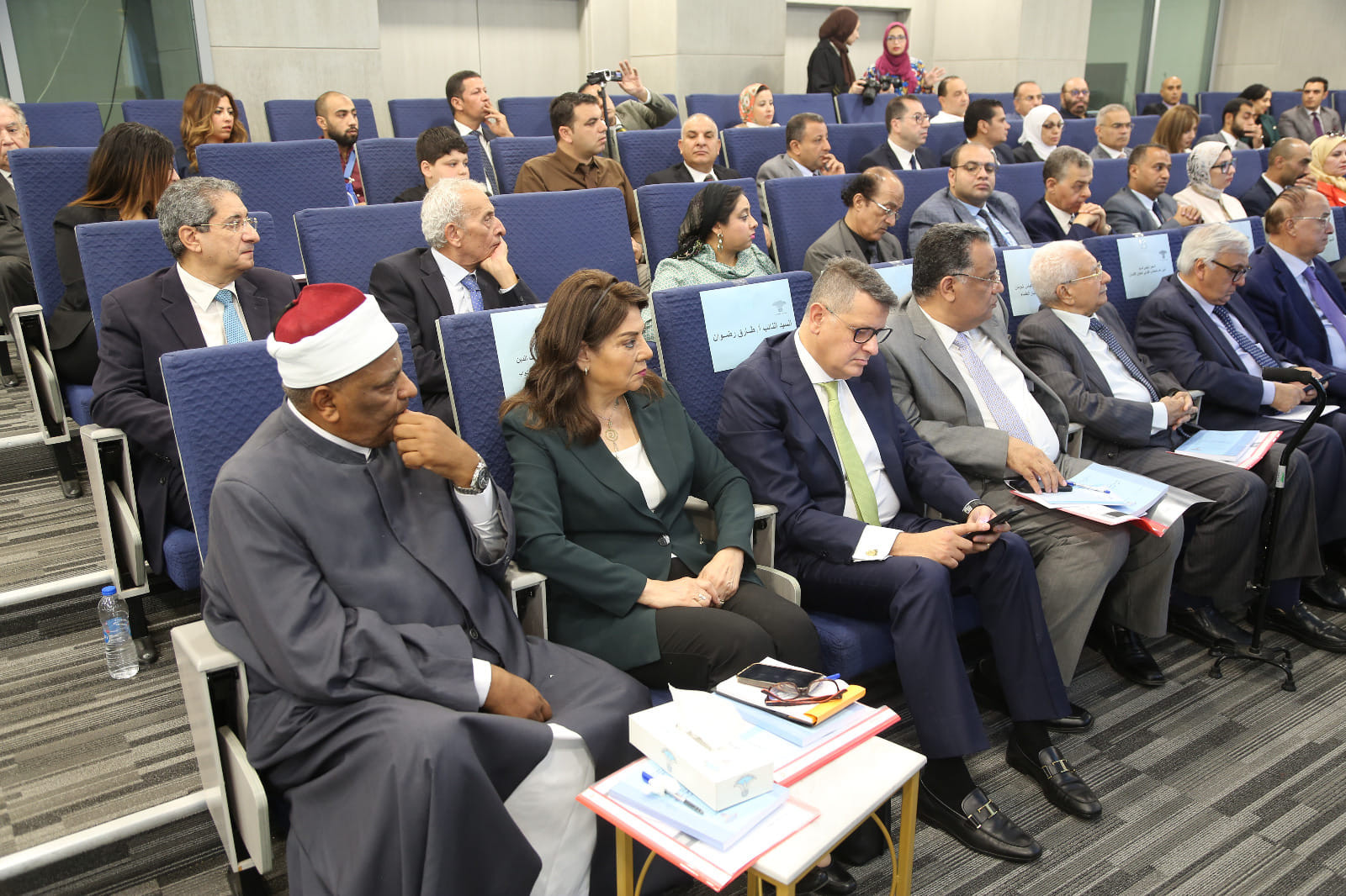 وزيرة الثقافة