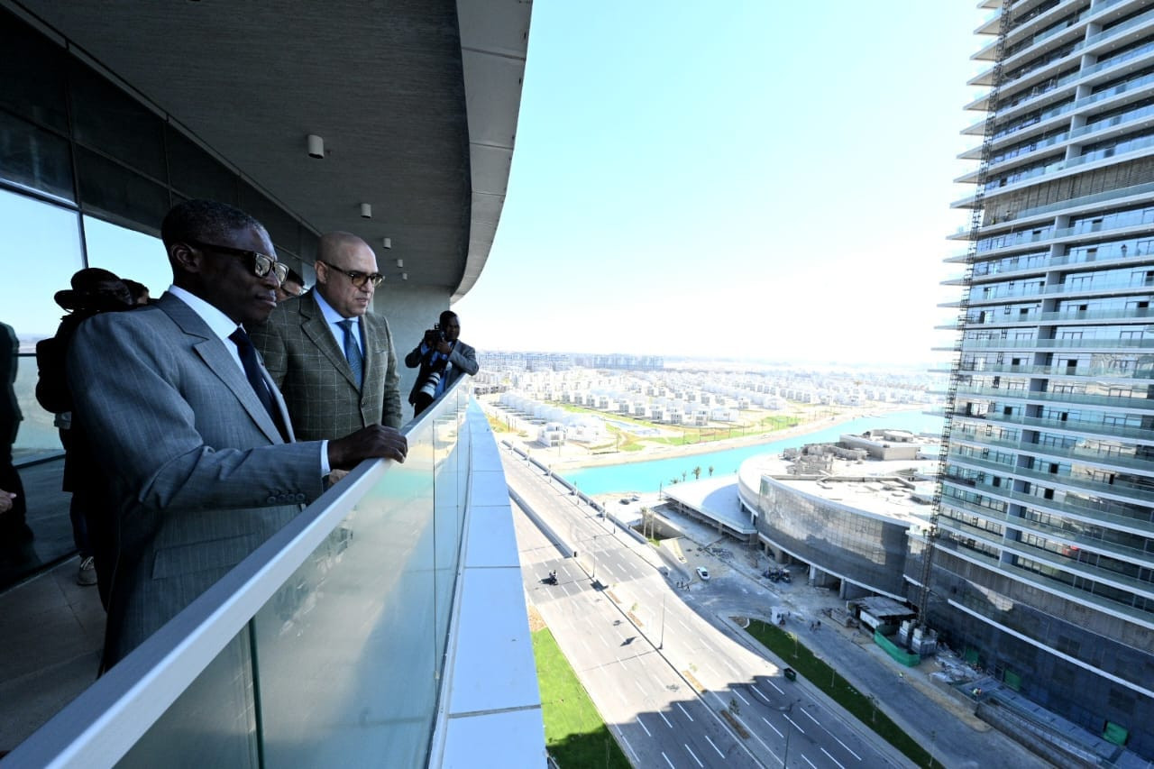 وزير الاسكان ونائب رئيس جمهورية غينيا الاستوائية