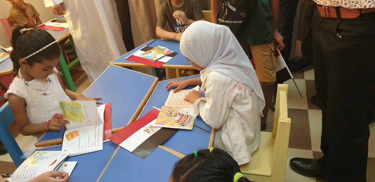 شيخ الأزهر يفتتح ركن مجلة نور