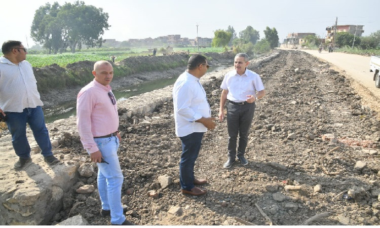 محافظ الغربية يتفقد سير العمل في 6 مشروعات رصف وتطوير بطنطا
