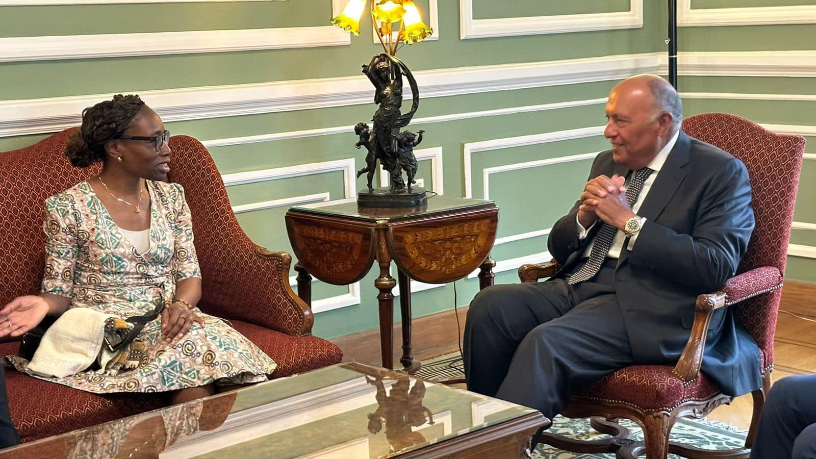 وزير الخارجية