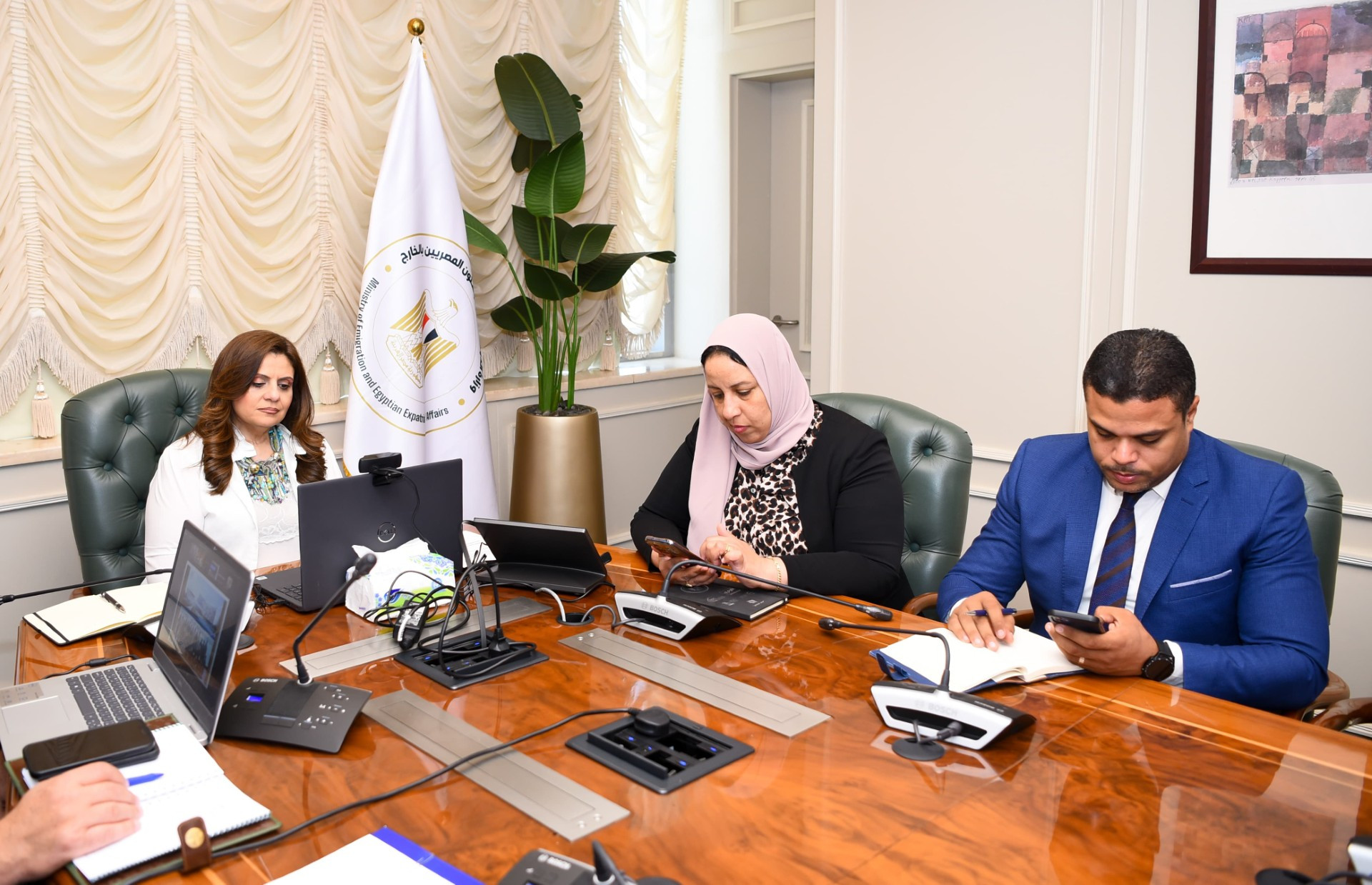 وزيرة الهجرة