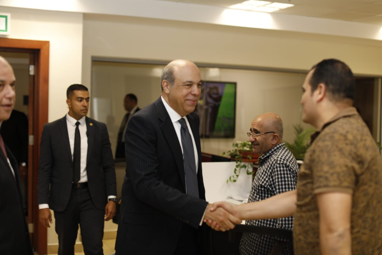 وزير الطيران