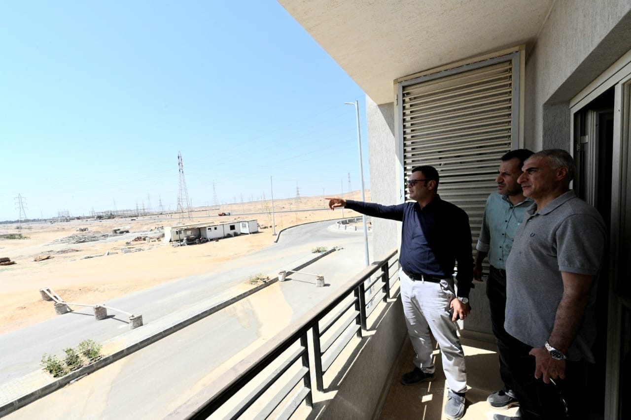 وزير الاسكان