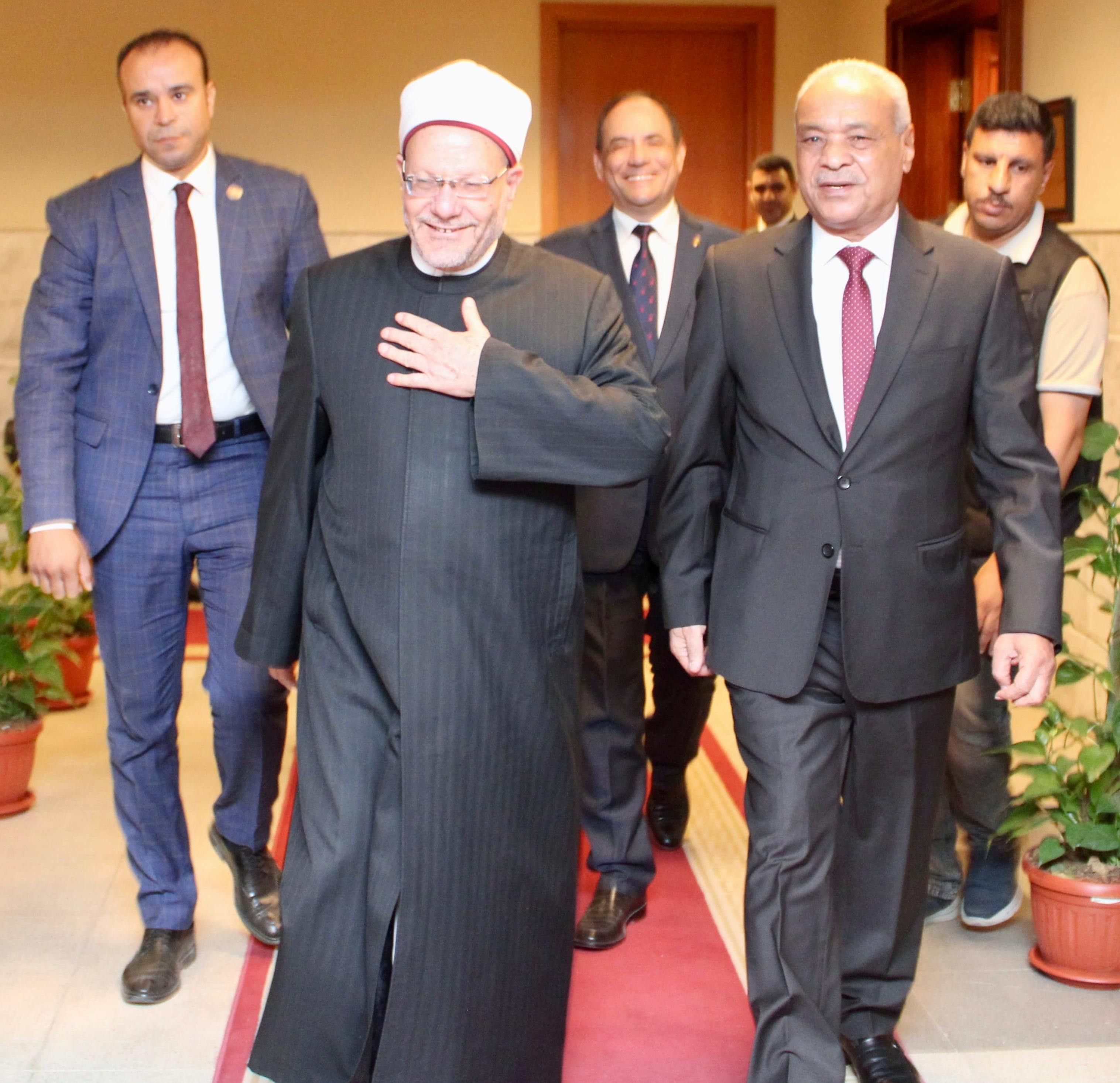 رئيس هيئة النيابة الإدارية