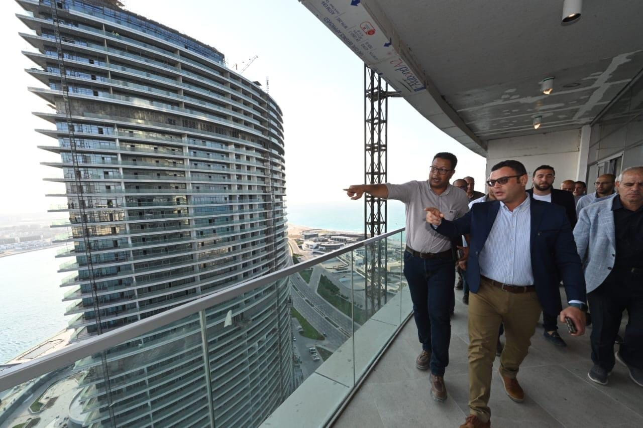 وزير الاسكان