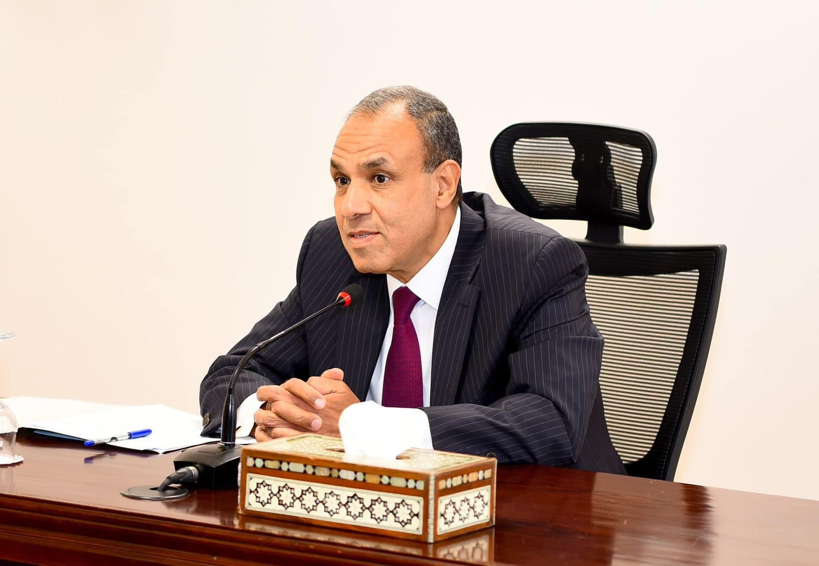 وزير الخارجية