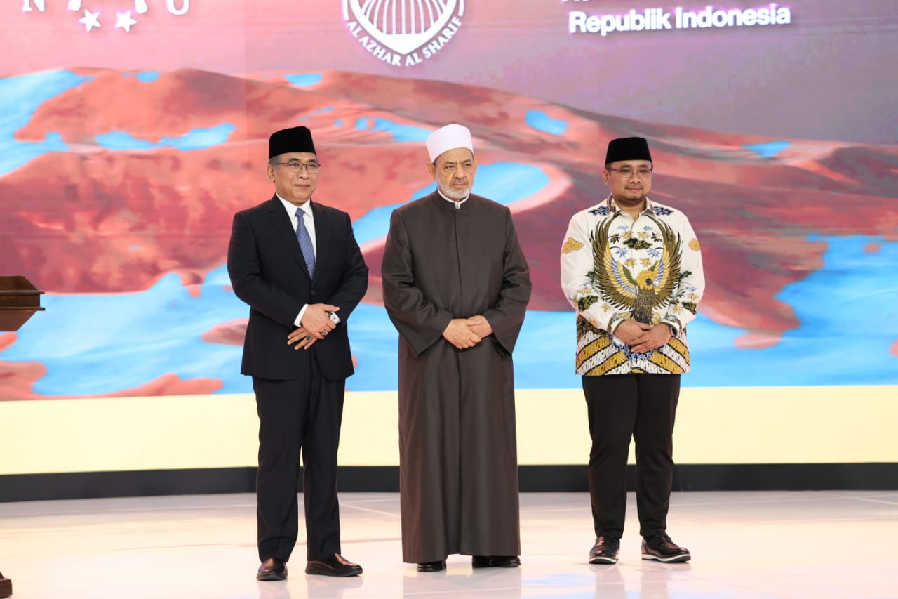 شيخ الازهر في اندونيسيا