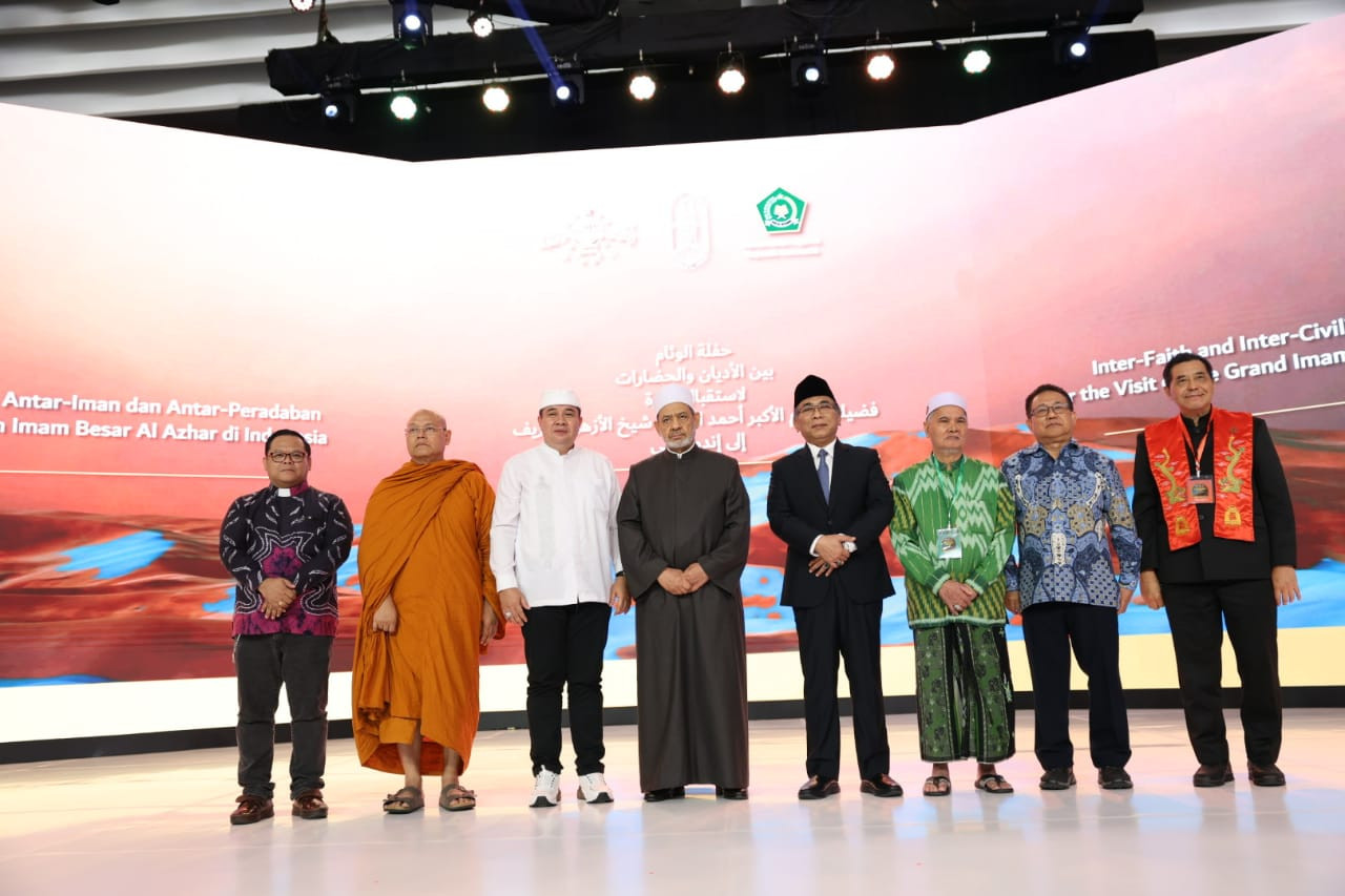 شيخ الازهر في اندونيسيا