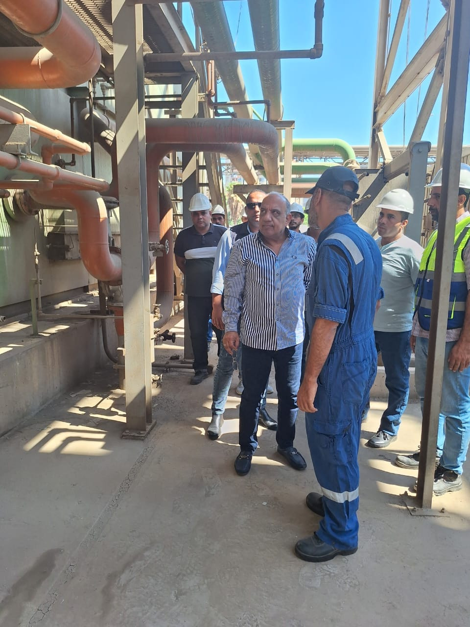 وزير الكهرباء