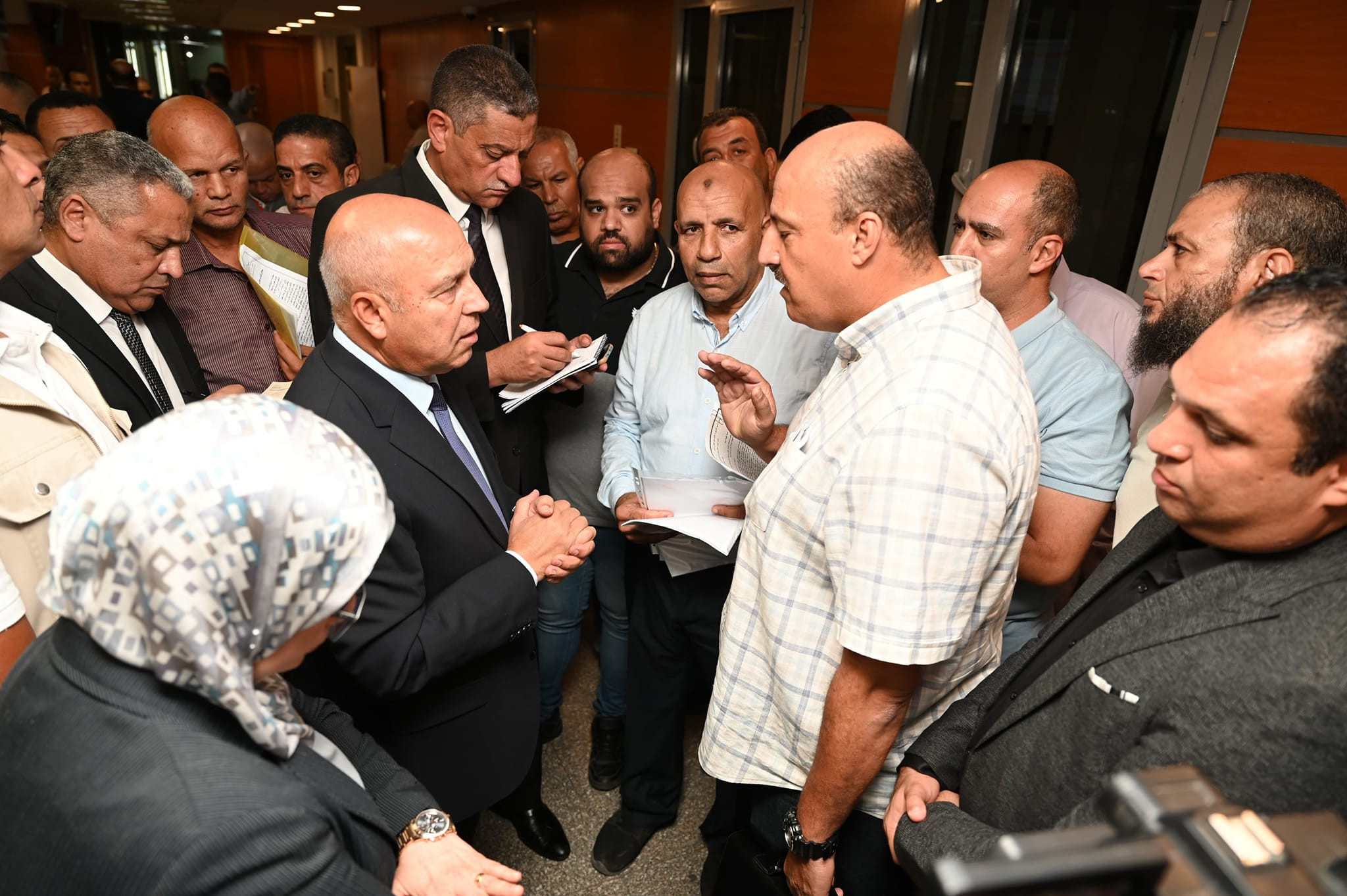 وزير الصناعة