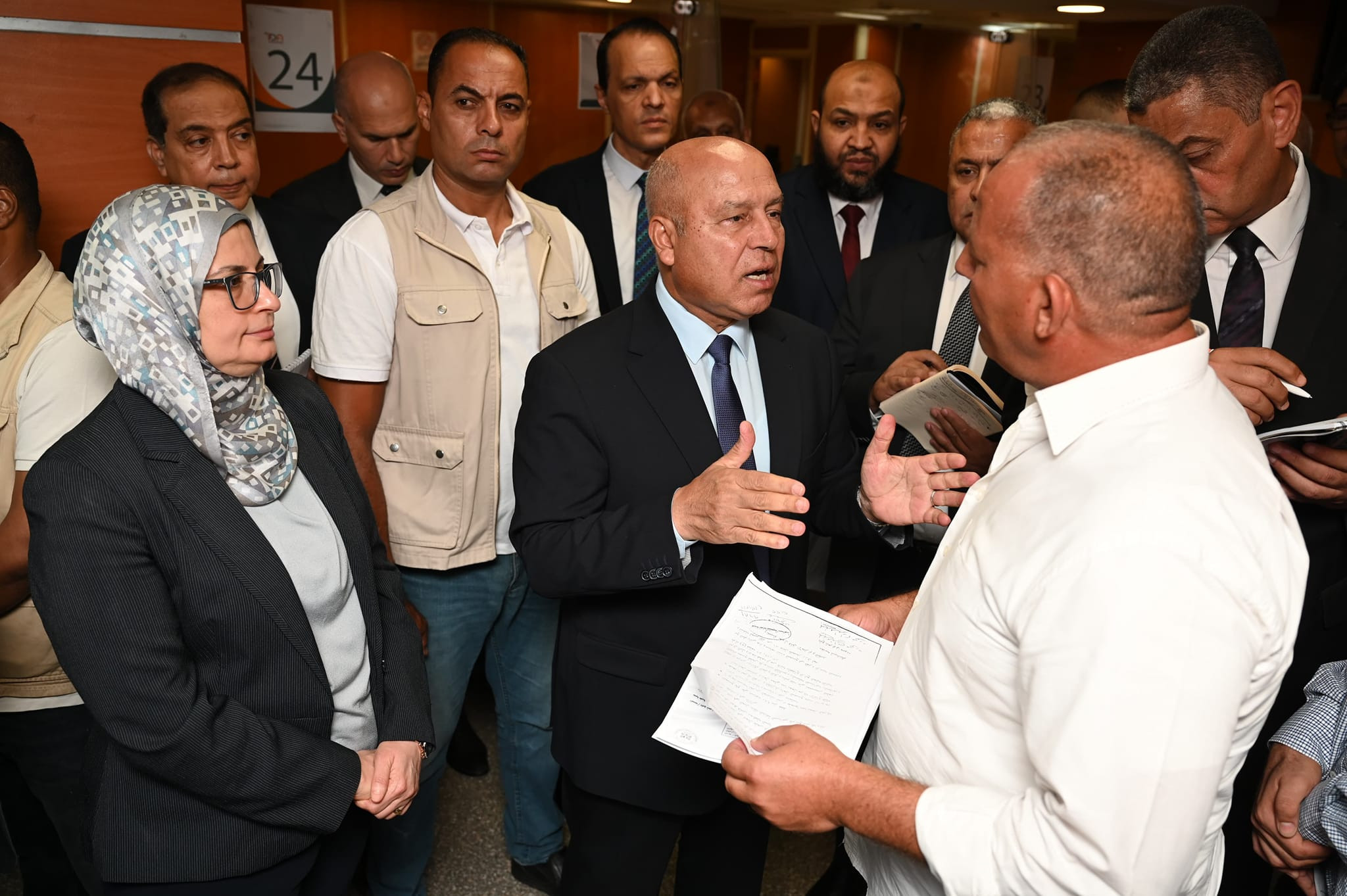 وزير الصناعة